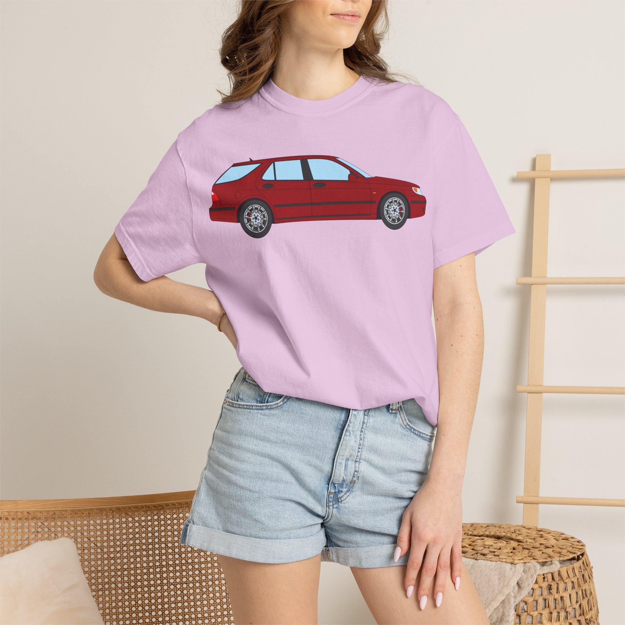 Saab 9-5 OG Aero Wagon Laser Red  — T-Shirt — Retro Car Graphic Tee
