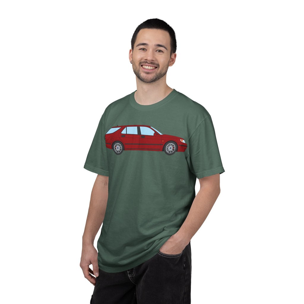 Saab 9-5 OG Aero Wagon Laser Red  — T-Shirt — Retro Car Graphic Tee