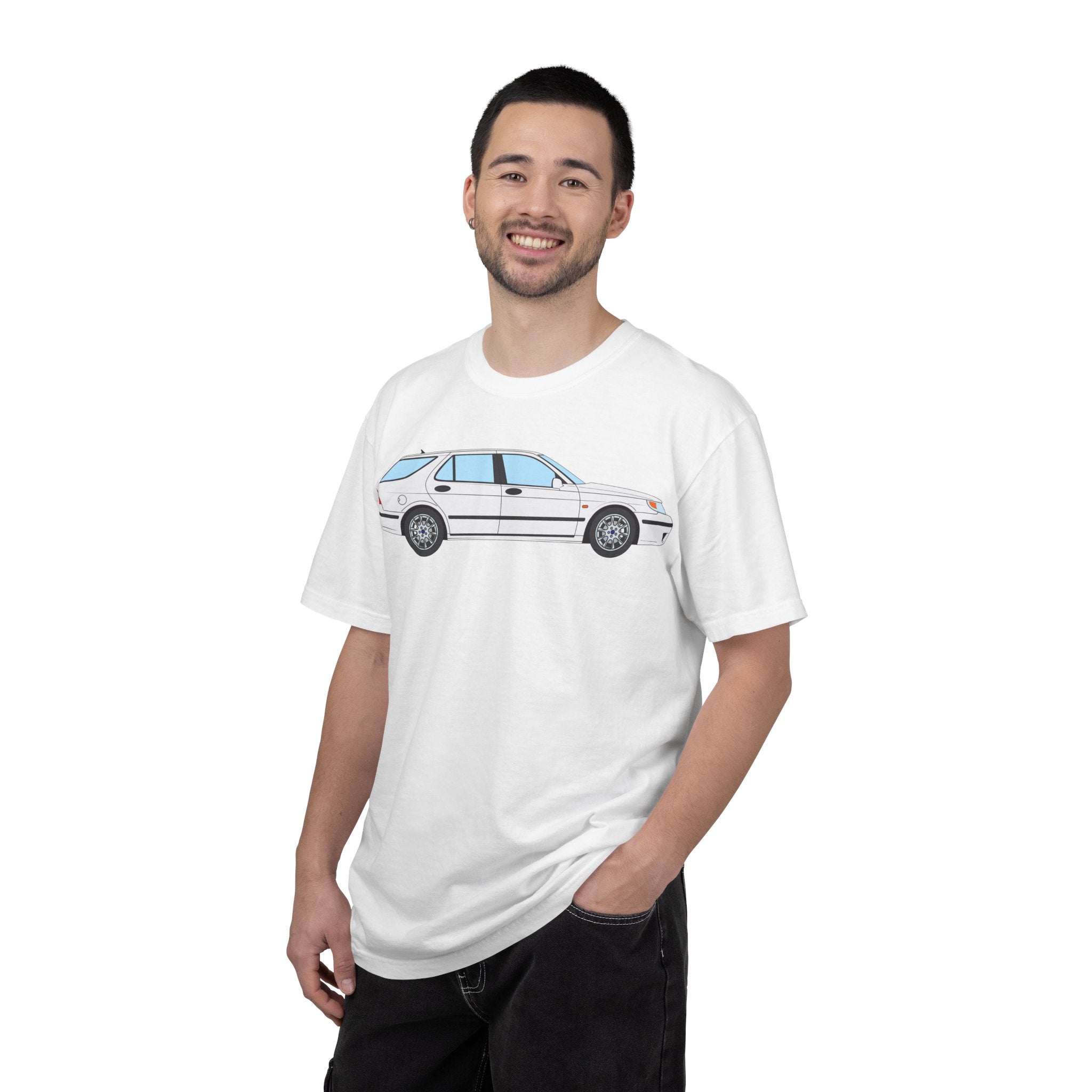 Saab 9-5 OG Aero Wagon Artic White  — T-Shirt — Retro Car Graphic Tee