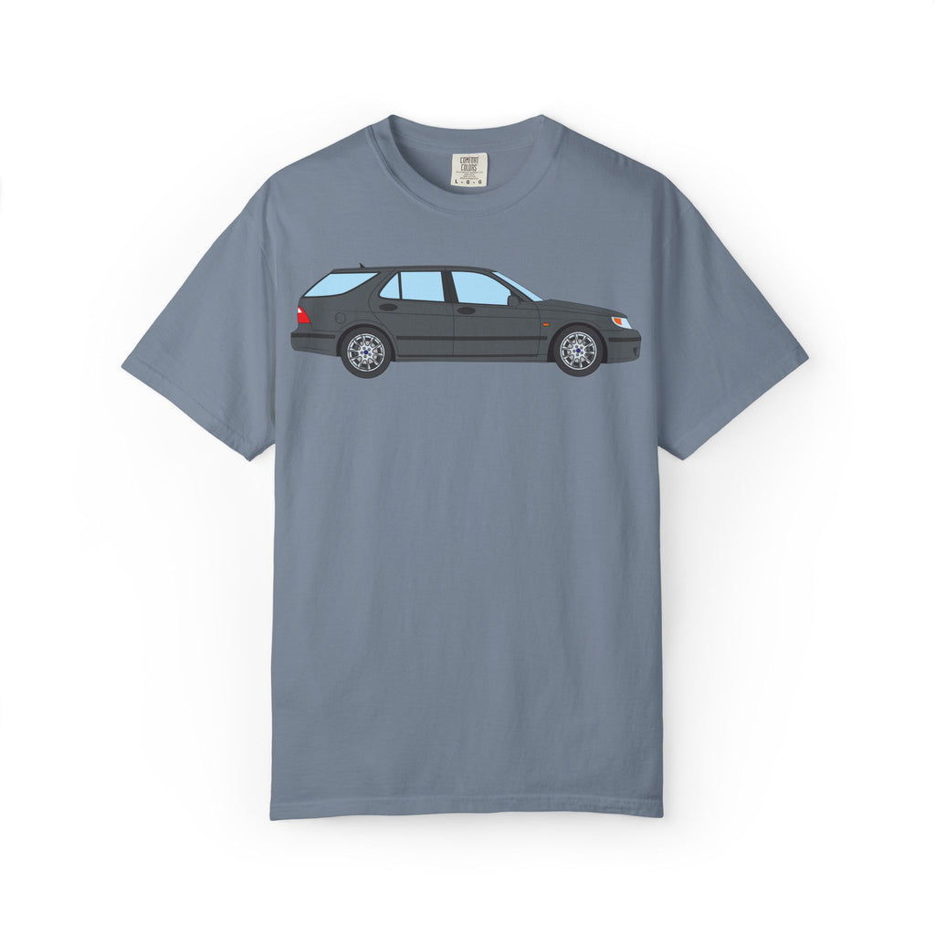 Saab 9-5 OG Aero Wagon Steel Grey  — T-Shirt — Retro Car Graphic Tee