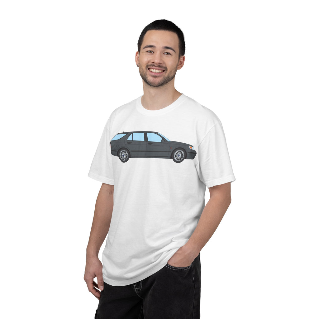 Saab 9-5 OG Aero Wagon Steel Grey  — T-Shirt — Retro Car Graphic Tee