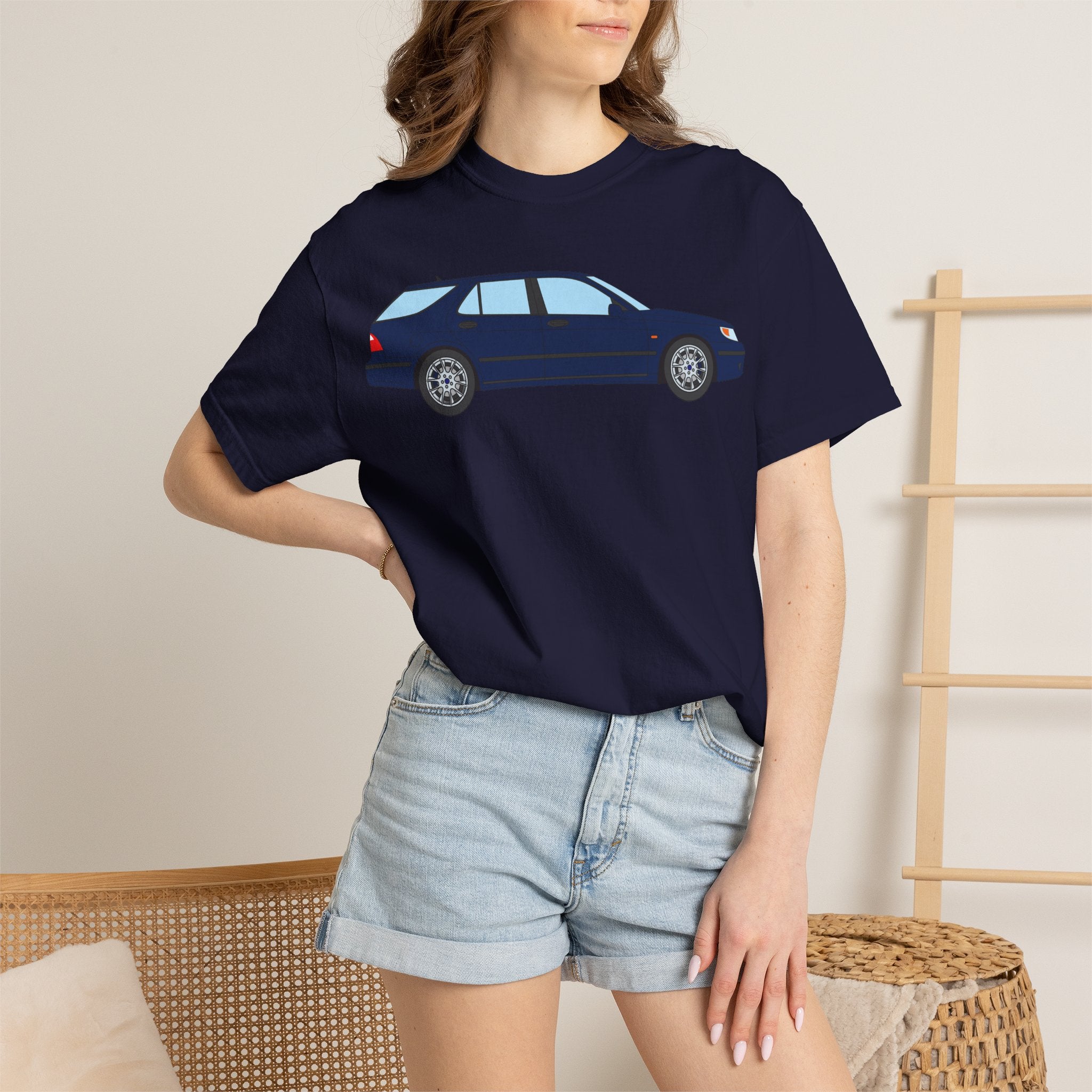 Saab 9-5 OG Aero Wagon Midnight Blue  — T-Shirt — Retro Car Graphic Tee