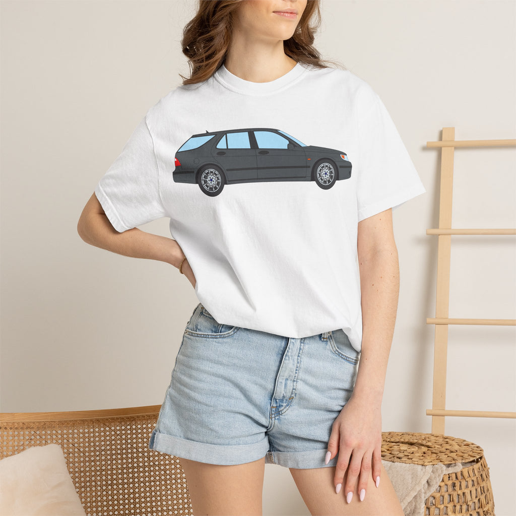 Saab 9-5 OG Aero Wagon Steel Grey  — T-Shirt — Retro Car Graphic Tee