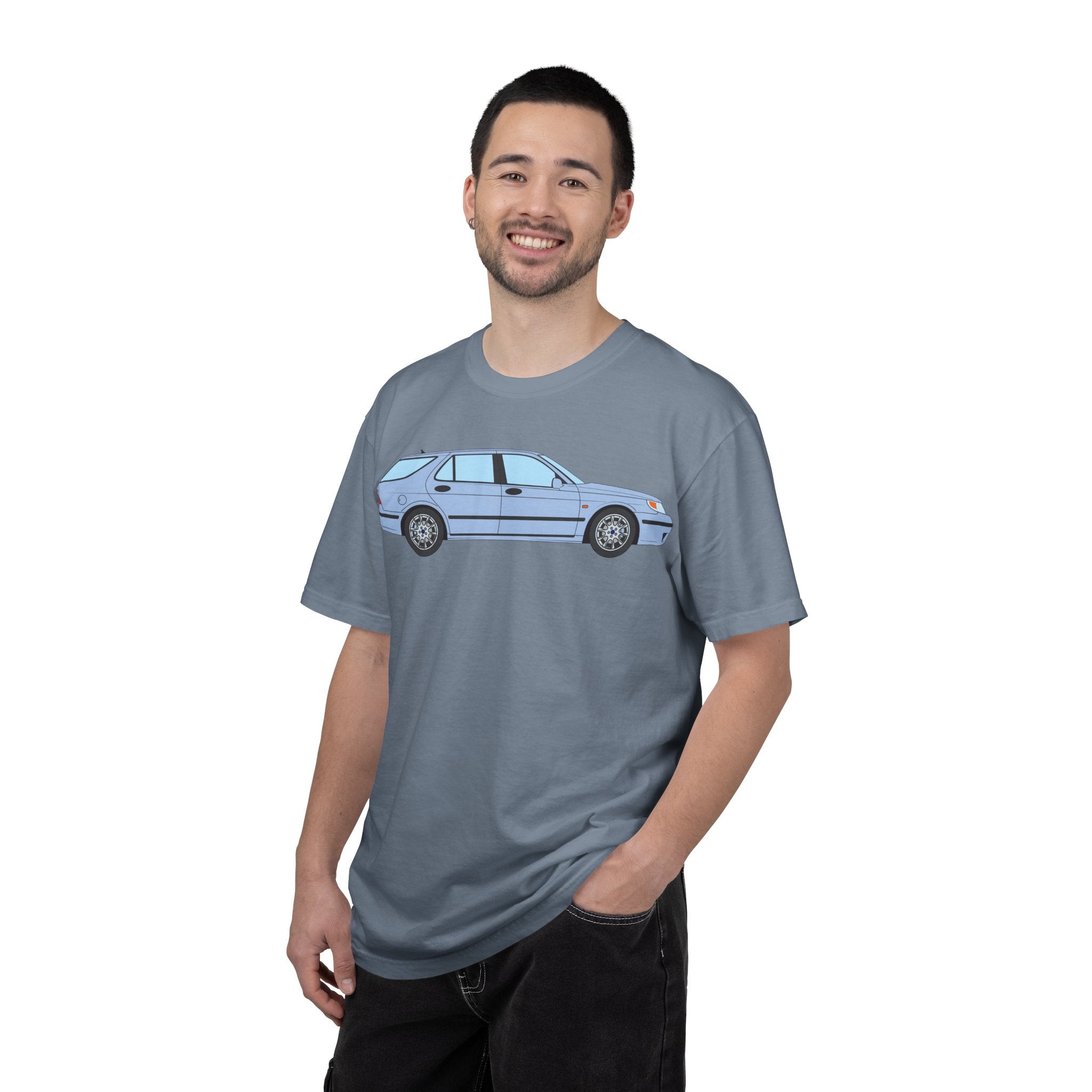 Saab 9-5 OG Aero Wagon Ice Blue  — T-Shirt — Retro Car Graphic Tee
