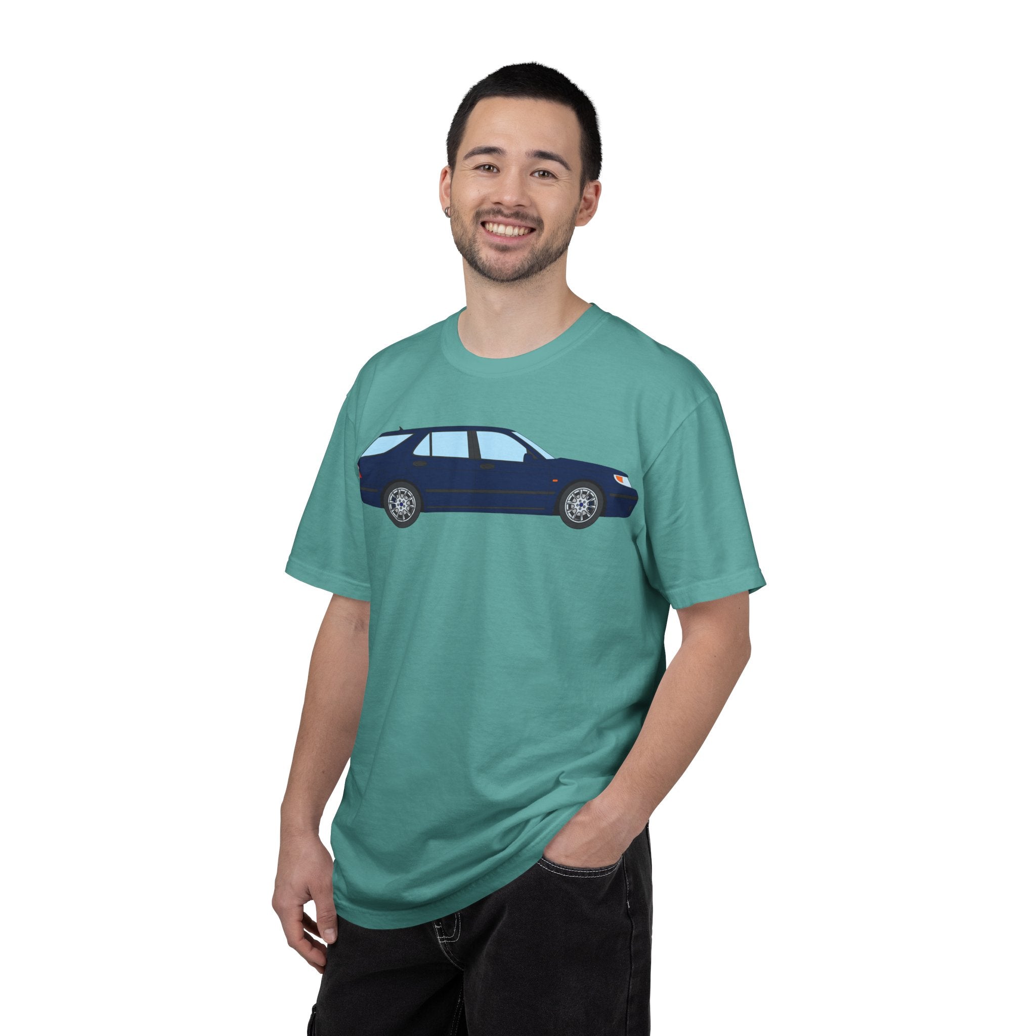 Saab 9-5 OG Aero Wagon Midnight Blue  — T-Shirt — Retro Car Graphic Tee