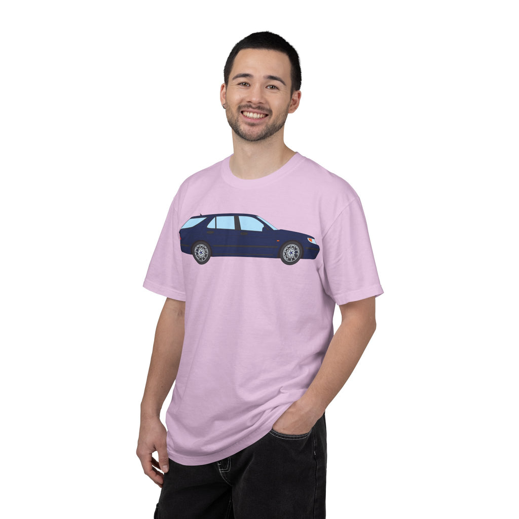 Saab 9-5 OG Aero Wagon Midnight Blue  — T-Shirt — Retro Car Graphic Tee