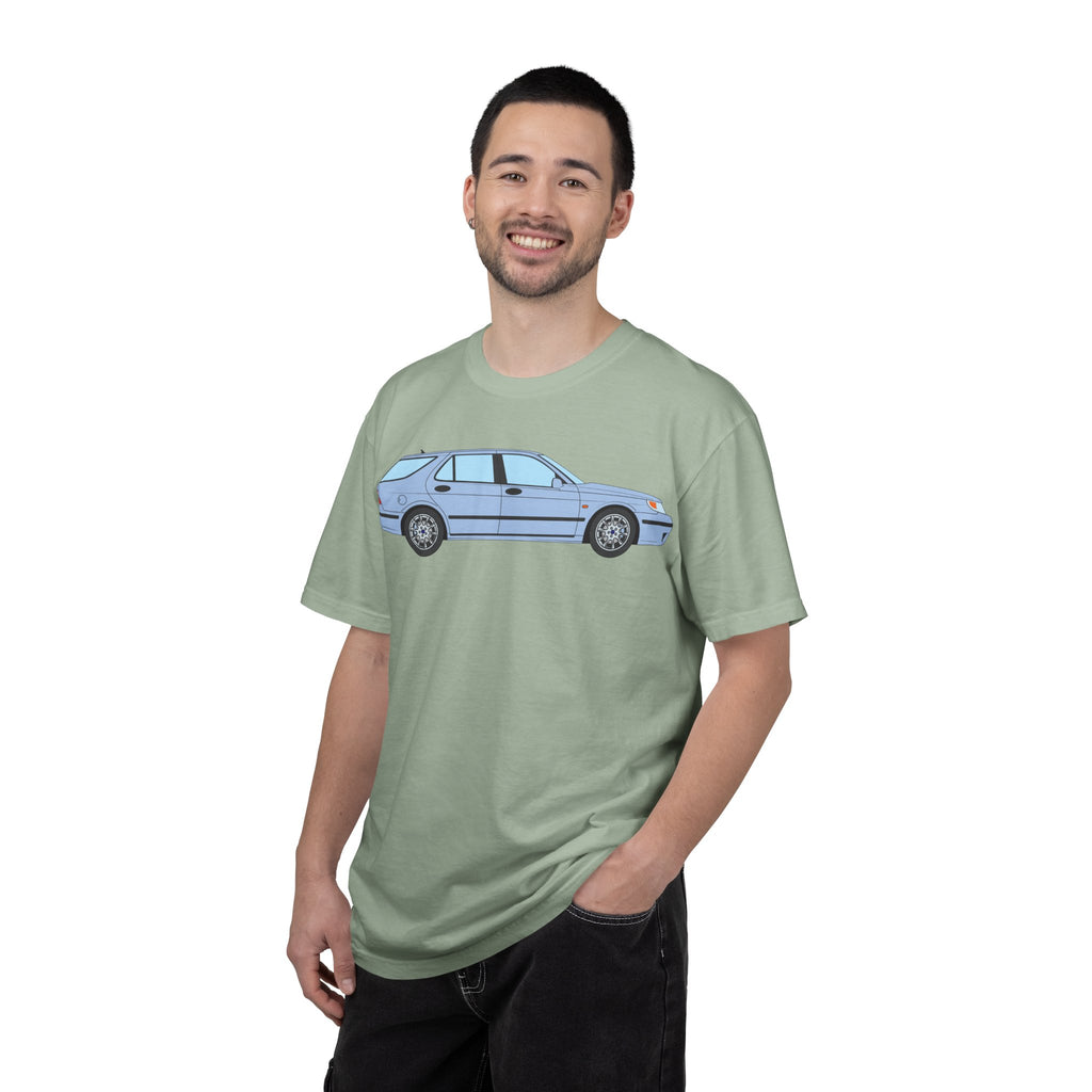 Saab 9-5 OG Aero Wagon Ice Blue  — T-Shirt — Retro Car Graphic Tee