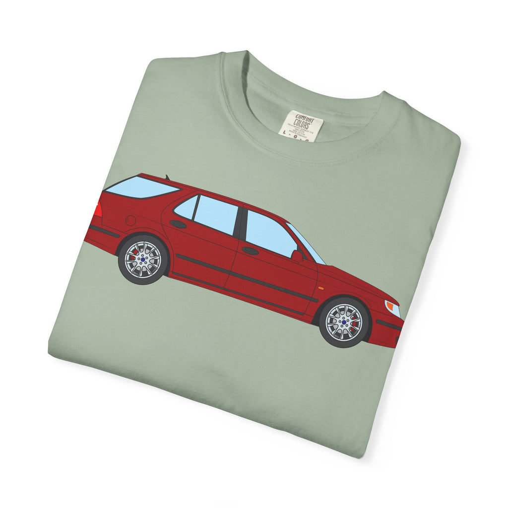 Saab 9-5 OG Aero Wagon Laser Red  — T-Shirt — Retro Car Graphic Tee