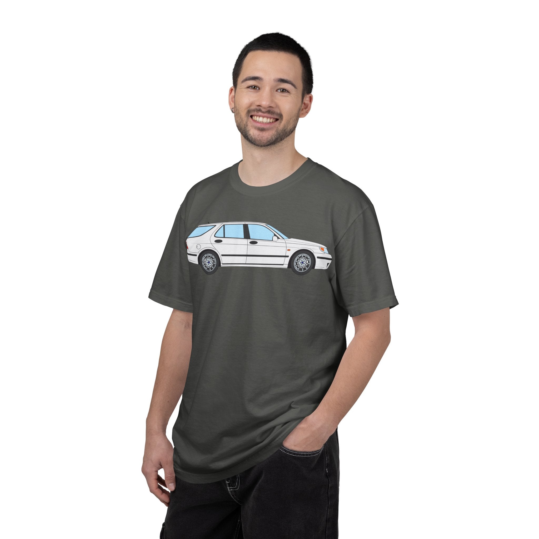 Saab 9-5 OG Aero Wagon Artic White  — T-Shirt — Retro Car Graphic Tee